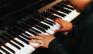 Piano Image